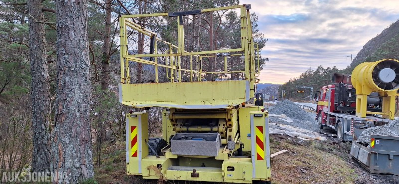 2017 MEC 3392RT-T Terrengsakselift – 4WD – Stor plattform – rep objekt - Πλατφόρμα εναέρια: φωτογραφία 3 2017 MEC 3392RT-T Terrengsakselift – 4WD – Stor plattform – rep objekt - Πλατφόρμα εναέρια: φωτογραφία 3