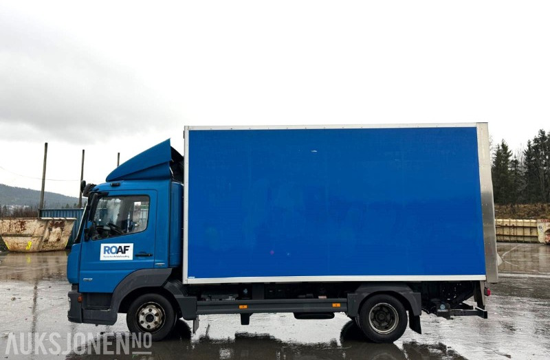 2017 Mercedes-Benz ATEGO 818 L skapbil | Palfinger lift | Ulefoss skap - Φορτηγό κόφα: φωτογραφία 2 2017 Mercedes-Benz ATEGO 818 L skapbil | Palfinger lift | Ulefoss skap - Φορτηγό κόφα: φωτογραφία 2