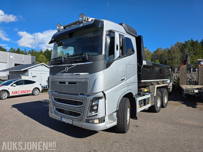 2017 Volvo FH16 tippbil med tipphenger + Maur bilpåbygg trippelkjerre - EURO6 - Nylig EU godkjent - Φορτηγό ανατρεπόμενο: φωτογραφία 1 2017 Volvo FH16 tippbil med tipphenger + Maur bilpåbygg trippelkjerre - EURO6 - Nylig EU godkjent - Φορτηγό ανατρεπόμενο: φωτογραφία 1