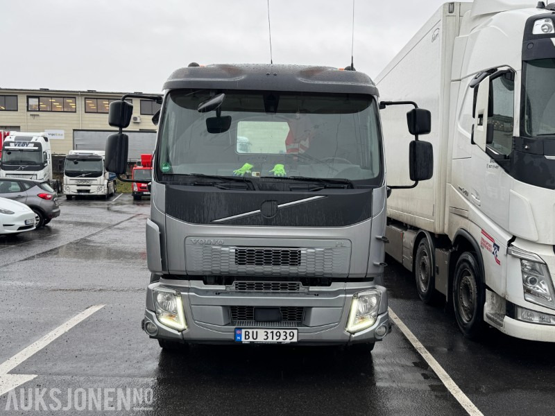 2017 Volvo FL D8 BERGINGSBIL M/HENGER EURO 6 VINSJ RETARDER LUFTFJÆRING LEDRIGGER ROTORLYS - Πυροσβεστικό όχημα: φωτογραφία 3 2017 Volvo FL D8 BERGINGSBIL M/HENGER EURO 6 VINSJ RETARDER LUFTFJÆRING LEDRIGGER ROTORLYS - Πυροσβεστικό όχημα: φωτογραφία 3
