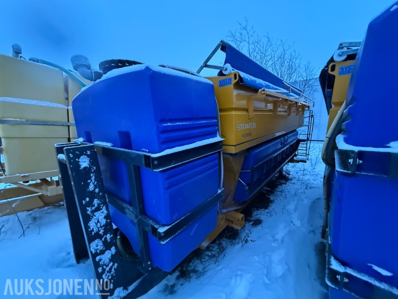 2018 Schmidt Stratos B120-42 VCLN-490 Lava spreder på krokramme. - Φορτηγό: φωτογραφία 1 2018 Schmidt Stratos B120-42 VCLN-490 Lava spreder på krokramme. - Φορτηγό: φωτογραφία 1