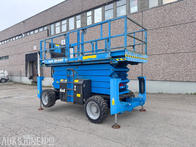 2019 Genie GS-5390 RT – 18,2 m sakselift – Kun 257 timer – Deutz diesel – Sertifisert til 2026 - Πλατφόρμα εναέρια: φωτογραφία 2 2019 Genie GS-5390 RT – 18,2 m sakselift – Kun 257 timer – Deutz diesel – Sertifisert til 2026 - Πλατφόρμα εναέρια: φωτογραφία 2