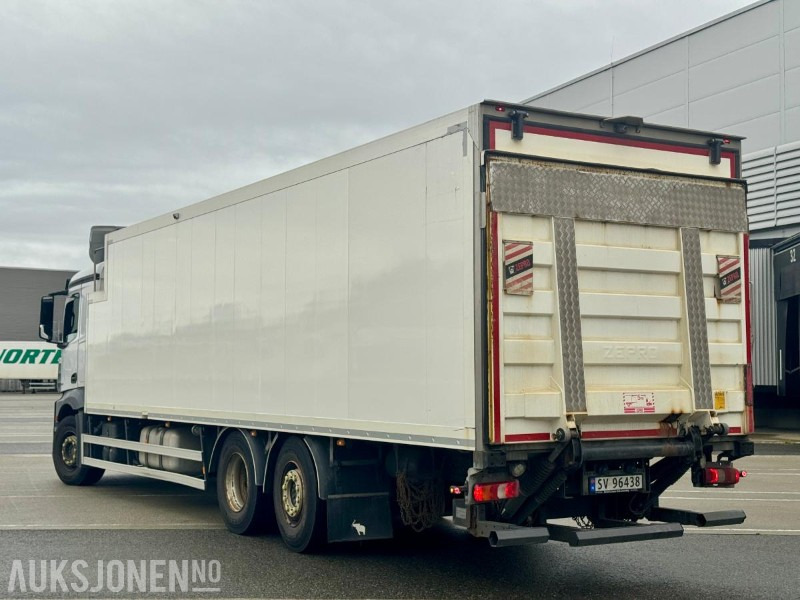 2019 Mercedes-Benz ACTROS 2553L 6X2 - Skapbil - Eu-godkjent til 06/26 - Km: 278353 - Φορτηγό κόφα: φωτογραφία 4 2019 Mercedes-Benz ACTROS 2553L 6X2 - Skapbil - Eu-godkjent til 06/26 - Km: 278353 - Φορτηγό κόφα: φωτογραφία 4