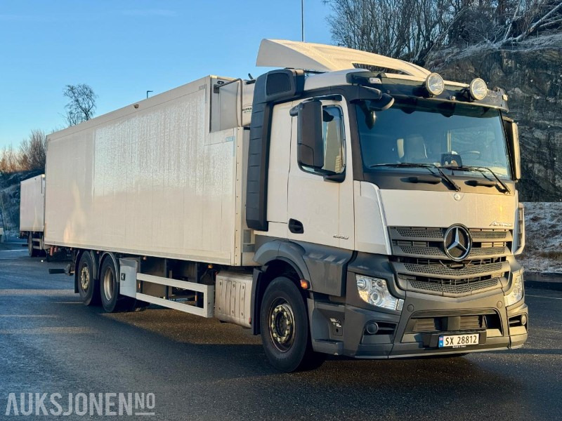 2019 Mercedes-Benz Actros 2545 L 6x2 Kjølebil - Eu-godkjent til 06/26 - Km: 193419 - Φορτηγό κόφα: φωτογραφία 2 2019 Mercedes-Benz Actros 2545 L 6x2 Kjølebil - Eu-godkjent til 06/26 - Km: 193419 - Φορτηγό κόφα: φωτογραφία 2