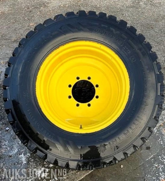 2019 Nokia Hakkapellitta TRI M+S traktordekksett på felg - Passer John Deere 6130R m.fl. - Seipet og pigget - Τρακτέρ: φωτογραφία 4 2019 Nokia Hakkapellitta TRI M+S traktordekksett på felg - Passer John Deere 6130R m.fl. - Seipet og pigget - Τρακτέρ: φωτογραφία 4