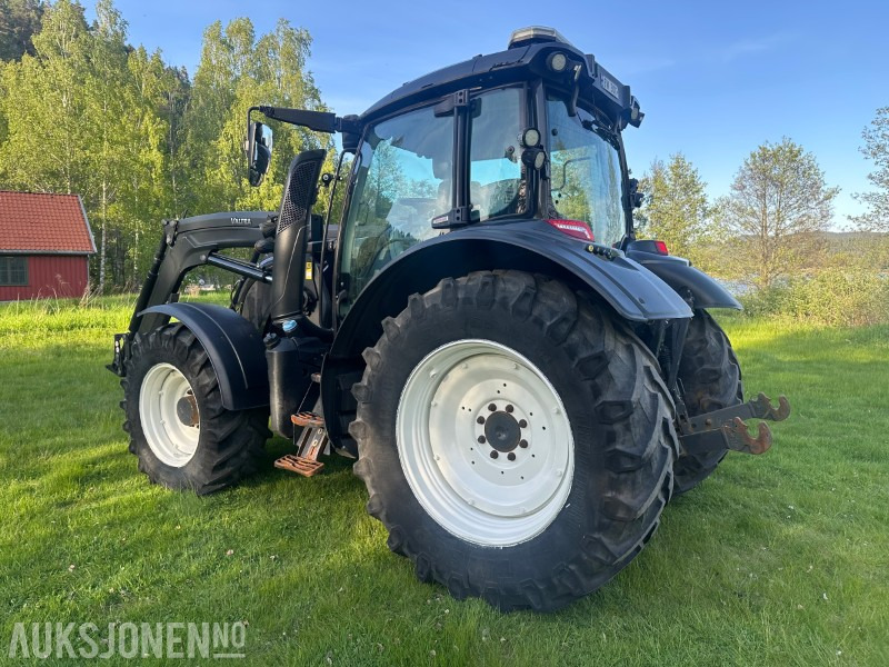 2019 Valtra N174 med frontlaster og mye utstyr - Τρακτέρ: φωτογραφία 4 2019 Valtra N174 med frontlaster og mye utstyr - Τρακτέρ: φωτογραφία 4