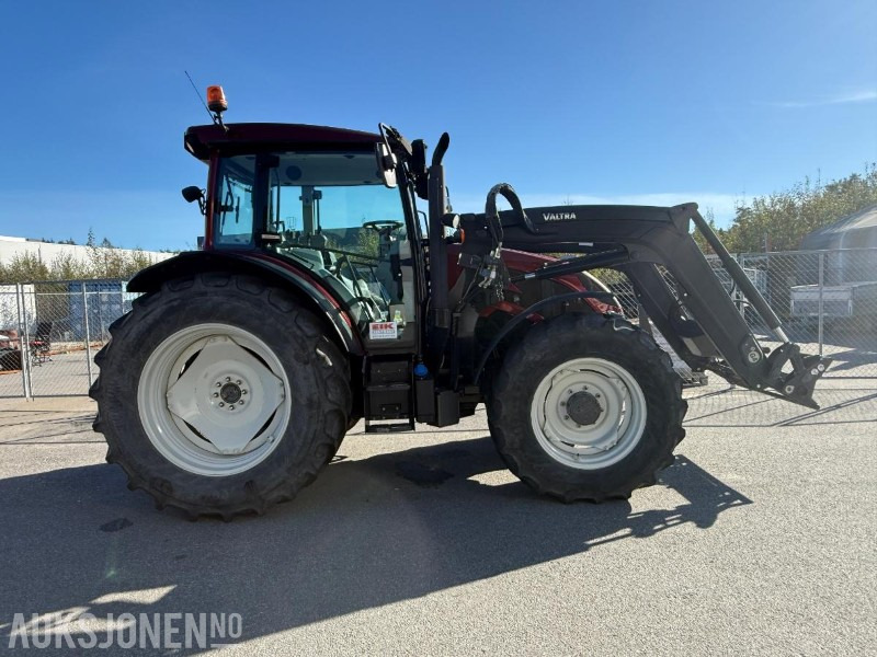 2020 Valtra A134 Traktor m/frontlaster- 917 timer. - Τρακτέρ: φωτογραφία 2 2020 Valtra A134 Traktor m/frontlaster- 917 timer. - Τρακτέρ: φωτογραφία 2