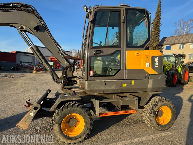 2020 Volvo EW60E HJULGRAVER MED TOLTROTATOR OG 2 SKUFFER - Εκσκαφέας: φωτογραφία 2 2020 Volvo EW60E HJULGRAVER MED TOLTROTATOR OG 2 SKUFFER - Εκσκαφέας: φωτογραφία 2