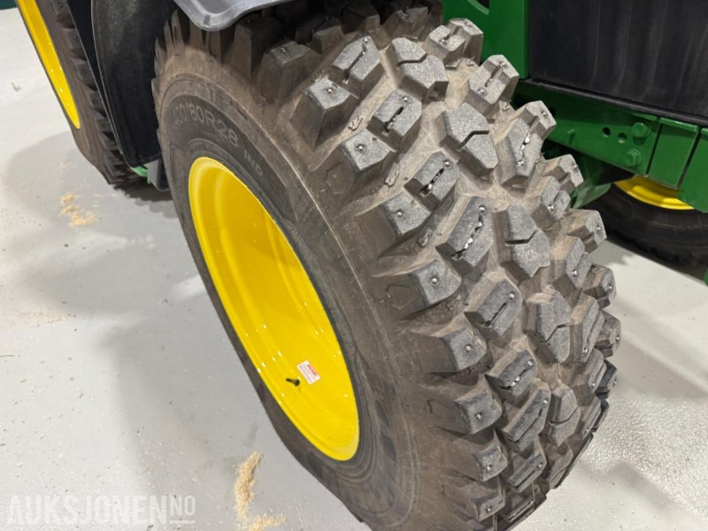 Τρακτέρ 2023 John Deere 6100M TRAKTOR MED 2 SETT HJUL, KUN 1543 TIMER: φωτογραφία 17