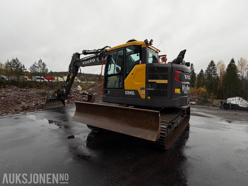 2023 Volvo ECR145EL beltegraver - HK feste - Engcon tiltrotator - Volvo pusseskuffe - Planeringsskjær - Sentralsmøring - Kun 837 timer - Εκσκαφέας: φωτογραφία 3 2023 Volvo ECR145EL beltegraver - HK feste - Engcon tiltrotator - Volvo pusseskuffe - Planeringsskjær - Sentralsmøring - Kun 837 timer - Εκσκαφέας: φωτογραφία 3
