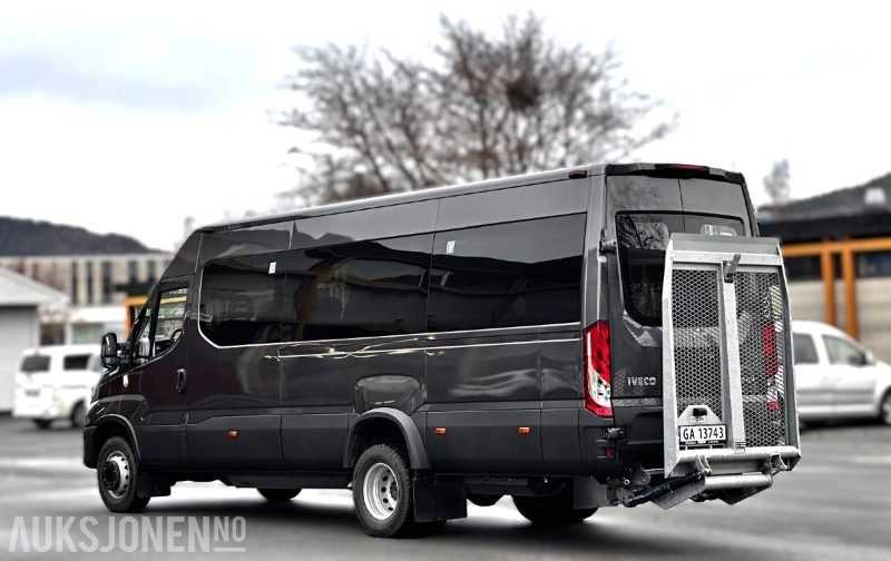 2024 Iveco Daily – 17-seters minibuss - godt utstyrt og lav kilometerstand - Λεωφορείο: φωτογραφία 3 2024 Iveco Daily – 17-seters minibuss - godt utstyrt og lav kilometerstand - Λεωφορείο: φωτογραφία 3