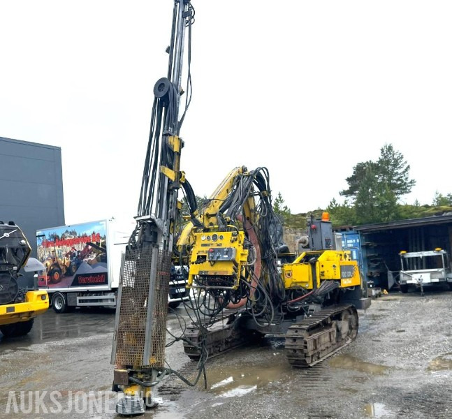 Atlas Copco ROC D3-03 borerigg med COP 1838LE borhammer støvsuger og vinsj - Μηχάνημα διάτρησης: φωτογραφία 1 Atlas Copco ROC D3-03 borerigg med COP 1838LE borhammer støvsuger og vinsj - Μηχάνημα διάτρησης: φωτογραφία 1