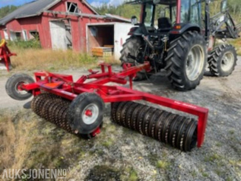Heva trommel 4,3 m bred - Γεωργικά μηχανήματα: φωτογραφία 1 Heva trommel 4,3 m bred - Γεωργικά μηχανήματα: φωτογραφία 1
