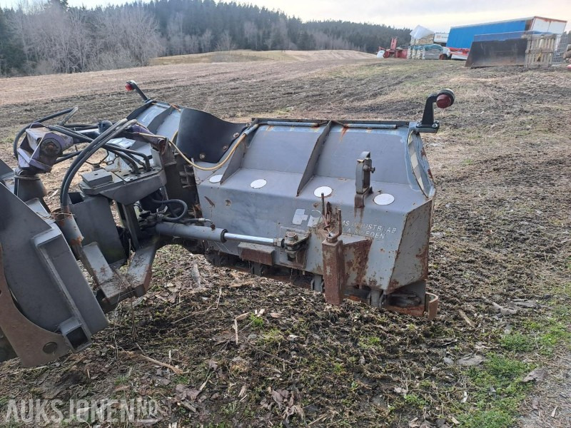 Holms 280 skjær - Γεωργικά μηχανήματα: φωτογραφία 2 Holms 280 skjær - Γεωργικά μηχανήματα: φωτογραφία 2