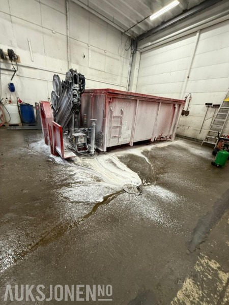 Krokflak med kran - Fjernstyring - Væsketett - Hyd lokk - Φορτηγό: φωτογραφία 4 Krokflak med kran - Fjernstyring - Væsketett - Hyd lokk - Φορτηγό: φωτογραφία 4