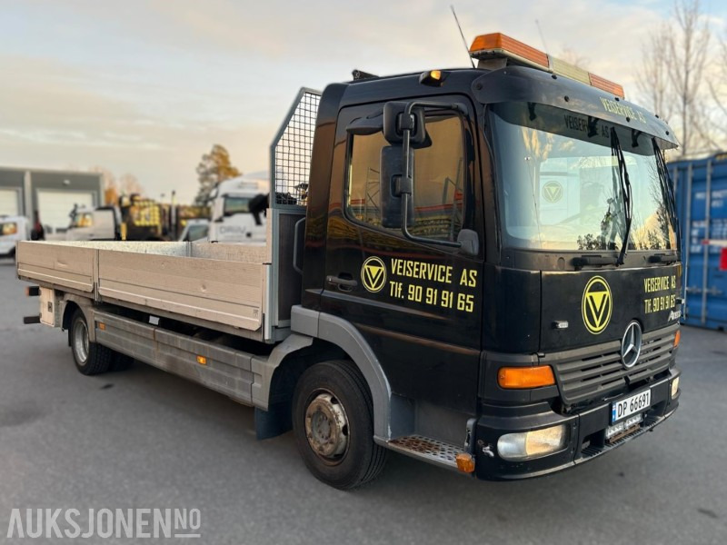 Mercedes-Benz Atego 818/42 – 2005-modell – 7,5 tonn planbil – Kjørbar, men EU utløpt - Φορτηγό με ανοιχτή καρότσα: φωτογραφία 3 Mercedes-Benz Atego 818/42 – 2005-modell – 7,5 tonn planbil – Kjørbar, men EU utløpt - Φορτηγό με ανοιχτή καρότσα: φωτογραφία 3