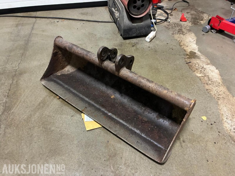 Pusseskuff til minigraver - stått på Volvo EC15 - ingen minstepris - Εξοπλισμού κατασκευών: φωτογραφία 4 Pusseskuff til minigraver - stått på Volvo EC15 - ingen minstepris - Εξοπλισμού κατασκευών: φωτογραφία 4