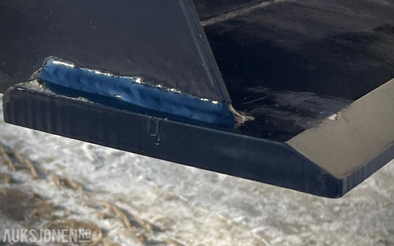 Traktorskuff 240 cm med Trima/sms feste - Γεωργικά μηχανήματα: φωτογραφία 4 Traktorskuff 240 cm med Trima/sms feste - Γεωργικά μηχανήματα: φωτογραφία 4