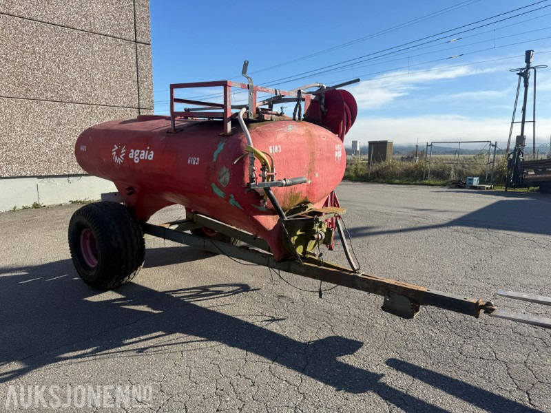 Vannvogn til traktor - Γεωργικά μηχανήματα: φωτογραφία 1 Vannvogn til traktor - Γεωργικά μηχανήματα: φωτογραφία 1