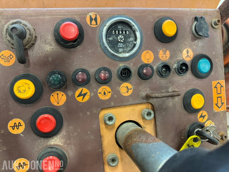 Vibromax vals - Οδοστρωτήρας: φωτογραφία 5 Vibromax vals - Οδοστρωτήρας: φωτογραφία 5