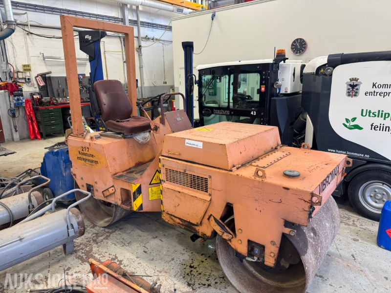 Vibromax vals - Οδοστρωτήρας: φωτογραφία 1 Vibromax vals - Οδοστρωτήρας: φωτογραφία 1