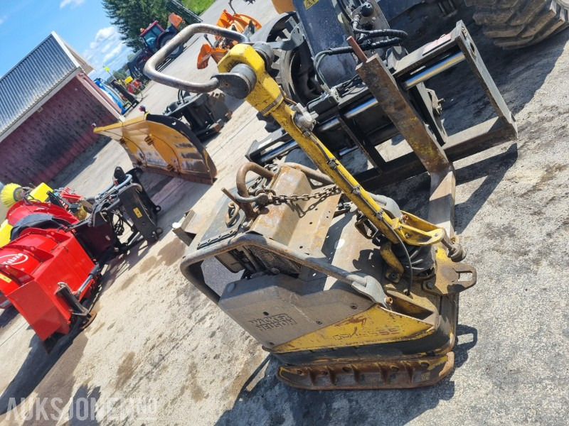 Wacker Neuson DPU 65/55 vibroplate - Οδοστρωτήρας: φωτογραφία 5 Wacker Neuson DPU 65/55 vibroplate - Οδοστρωτήρας: φωτογραφία 5