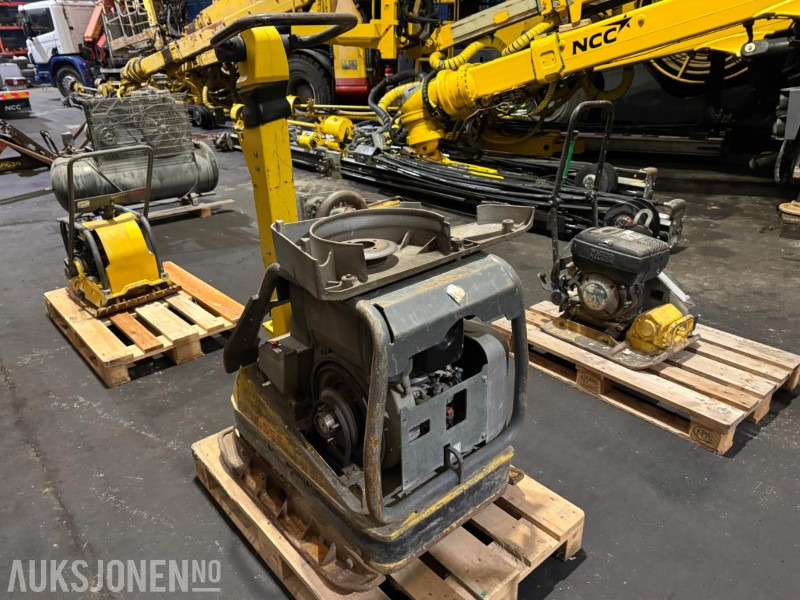 Wacker Neuson DPU 6555 vibroplate - Οδοστρωτήρας: φωτογραφία 5 Wacker Neuson DPU 6555 vibroplate - Οδοστρωτήρας: φωτογραφία 5