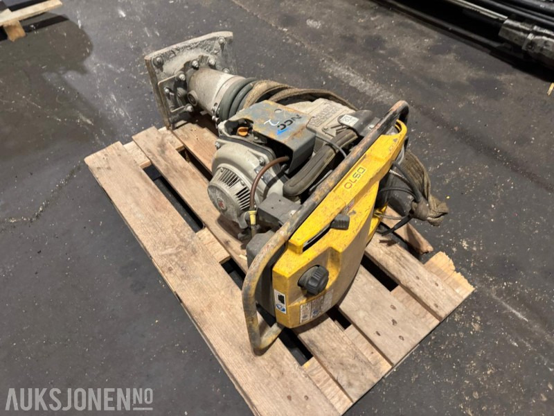 Wacker Neuson DS70 vibratorstamper - Οδοστρωτήρας: φωτογραφία 4 Wacker Neuson DS70 vibratorstamper - Οδοστρωτήρας: φωτογραφία 4