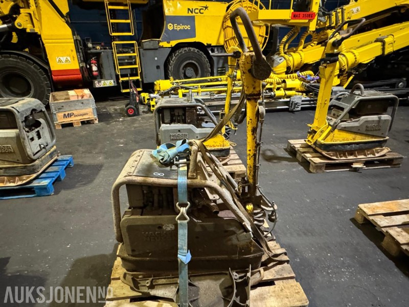 Wacker Neuson vibroplate - Οδοστρωτήρας: φωτογραφία 2 Wacker Neuson vibroplate - Οδοστρωτήρας: φωτογραφία 2