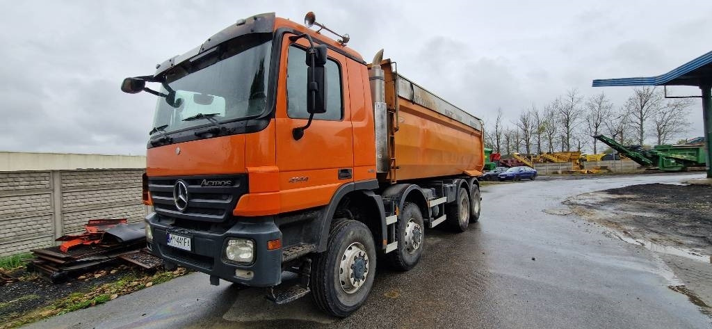 Mercedes-Benz Actros 4144  - Φορτηγό ανατρεπόμενο: φωτογραφία 2 Mercedes-Benz Actros 4144  - Φορτηγό ανατρεπόμενο: φωτογραφία 2