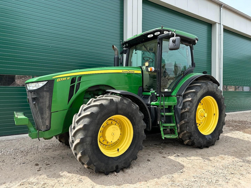 John Deere 8335R AutoPower - Τρακτέρ: φωτογραφία 1 John Deere 8335R AutoPower - Τρακτέρ: φωτογραφία 1