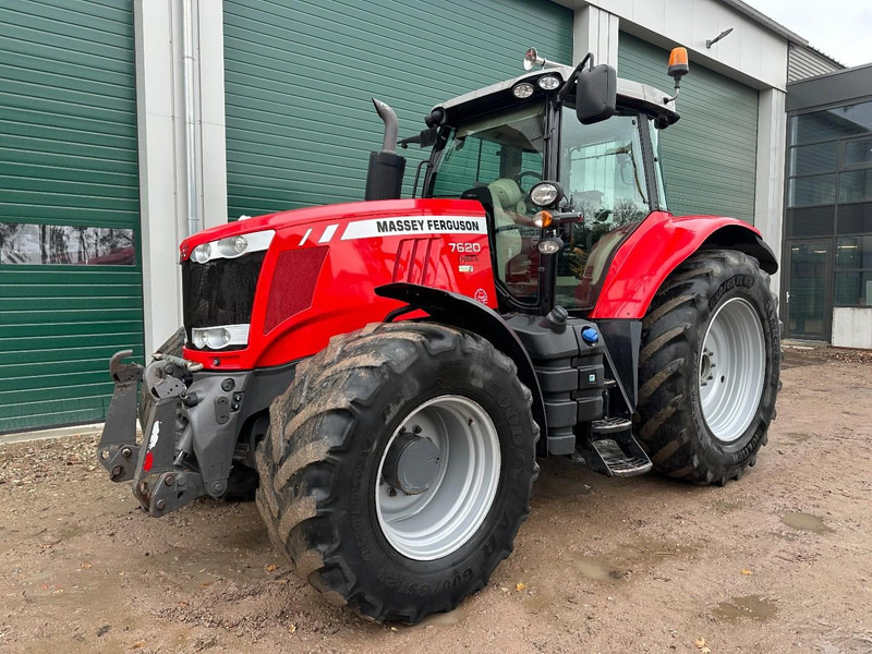 Massey Ferguson 7620 Dyna 6 - Τρακτέρ: φωτογραφία 1 Massey Ferguson 7620 Dyna 6 - Τρακτέρ: φωτογραφία 1