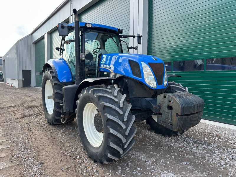 New Holland T7.250 Power Command - Τρακτέρ: φωτογραφία 2 New Holland T7.250 Power Command - Τρακτέρ: φωτογραφία 2