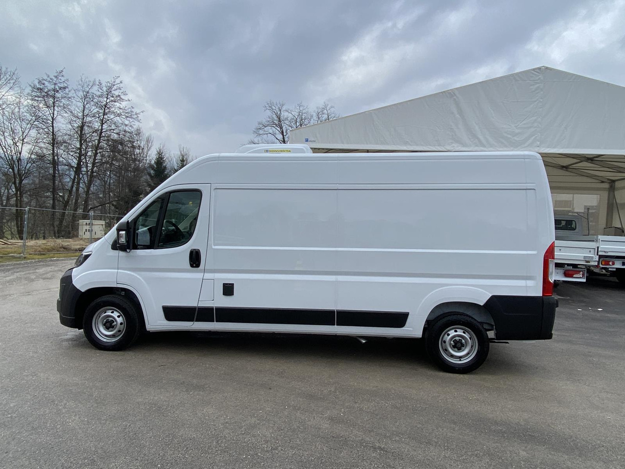 Νέα Επαγγελματικό αυτοκίνητο ψυγείο PEUGEOT BOXER L3H2 180PS CONFORT 335 / FRISCHDIENST BIS 0 + KONVEKTA FK2321 12-230V: φωτογραφία 7 Νέα Επαγγελματικό αυτοκίνητο ψυγείο PEUGEOT BOXER L3H2 180PS CONFORT 335 / FRISCHDIENST BIS 0 + KONVEKTA FK2321 12-230V: φωτογραφία 7