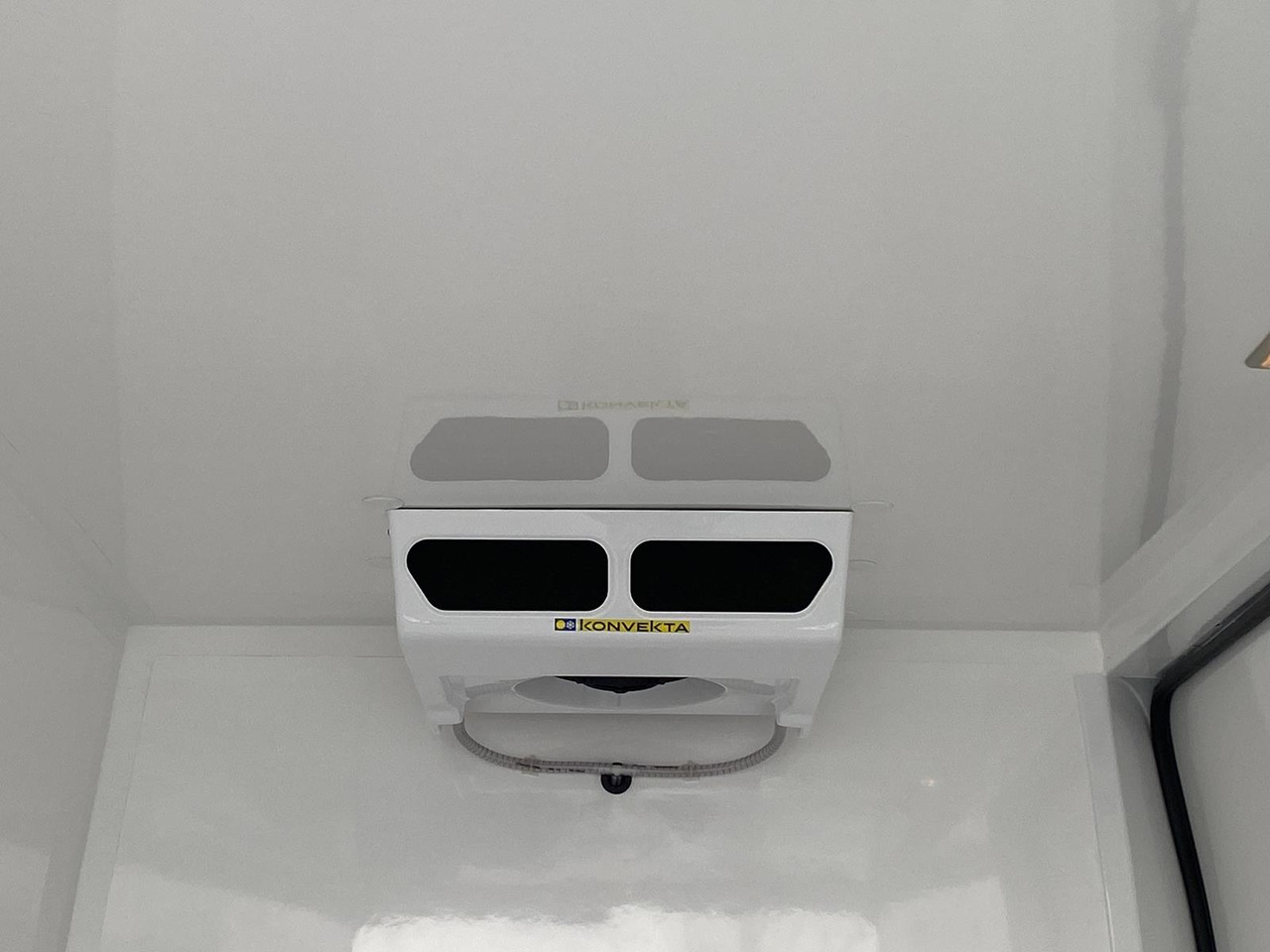 Νέα Επαγγελματικό αυτοκίνητο ψυγείο PEUGEOT BOXER L3H2 180PS CONFORT 335 / FRISCHDIENST BIS 0 + KONVEKTA FK2321 12-230V: φωτογραφία 15 Νέα Επαγγελματικό αυτοκίνητο ψυγείο PEUGEOT BOXER L3H2 180PS CONFORT 335 / FRISCHDIENST BIS 0 + KONVEKTA FK2321 12-230V: φωτογραφία 15