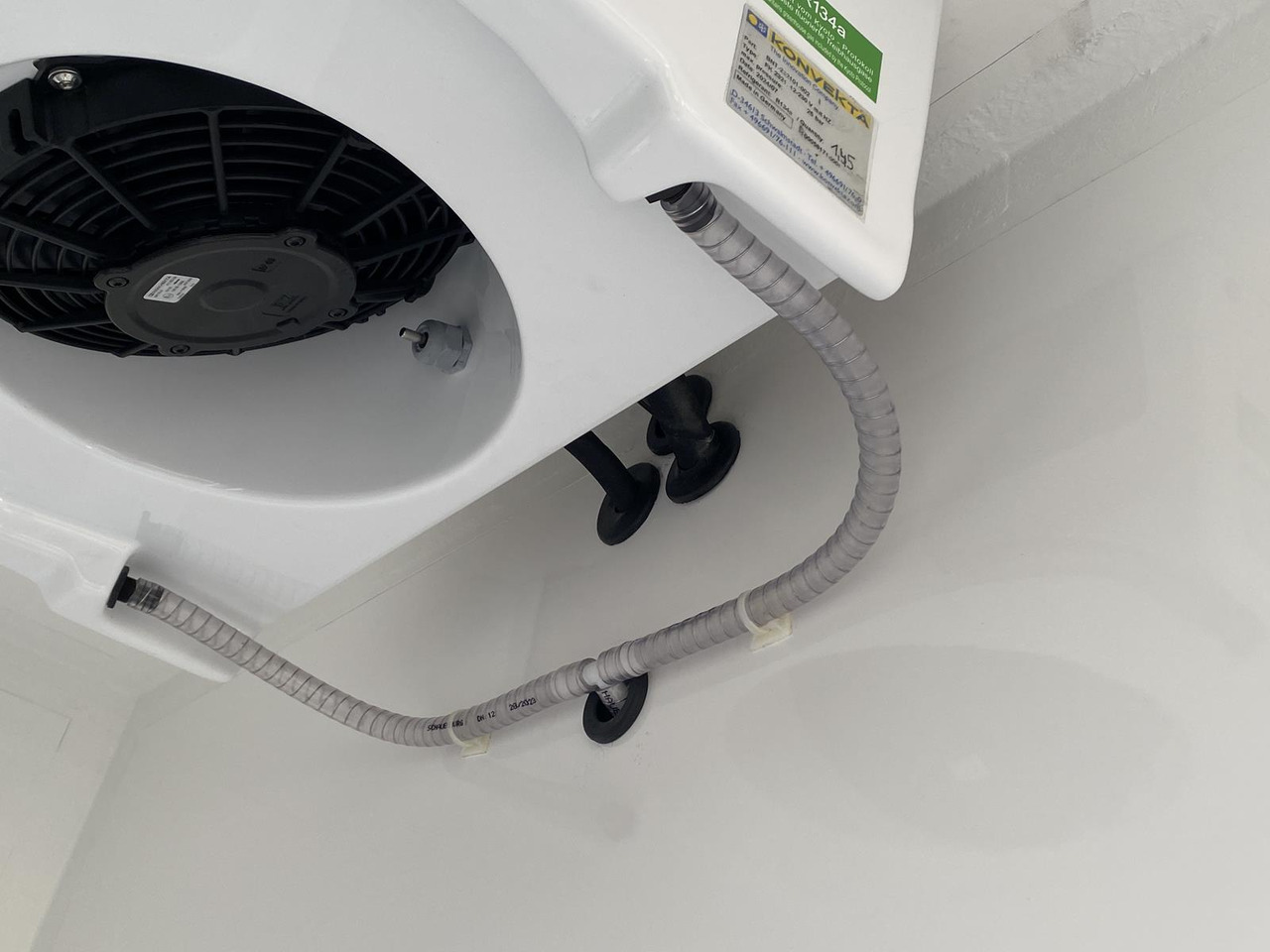 Νέα Επαγγελματικό αυτοκίνητο ψυγείο PEUGEOT BOXER L3H2 180PS CONFORT 335 / FRISCHDIENST BIS 0 + KONVEKTA FK2321 12-230V: φωτογραφία 23 Νέα Επαγγελματικό αυτοκίνητο ψυγείο PEUGEOT BOXER L3H2 180PS CONFORT 335 / FRISCHDIENST BIS 0 + KONVEKTA FK2321 12-230V: φωτογραφία 23