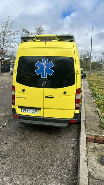 Mercedes Benz AMBULANCE Lot of 10 units Sprinter 313 CDI Automatic - Κοινοτικο όχημα/ Ειδικό όχημα: φωτογραφία 2 Mercedes Benz AMBULANCE Lot of 10 units Sprinter 313 CDI Automatic - Κοινοτικο όχημα/ Ειδικό όχημα: φωτογραφία 2