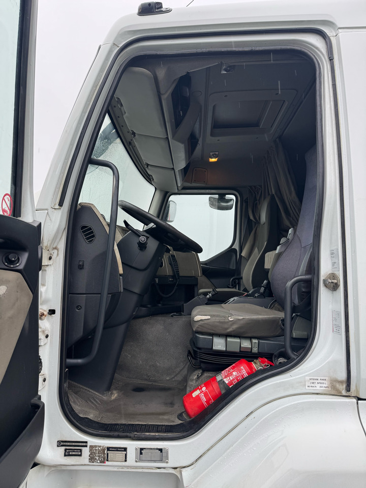 Τράκτορας Renault P460dxi: φωτογραφία 13 Τράκτορας Renault P460dxi: φωτογραφία 13