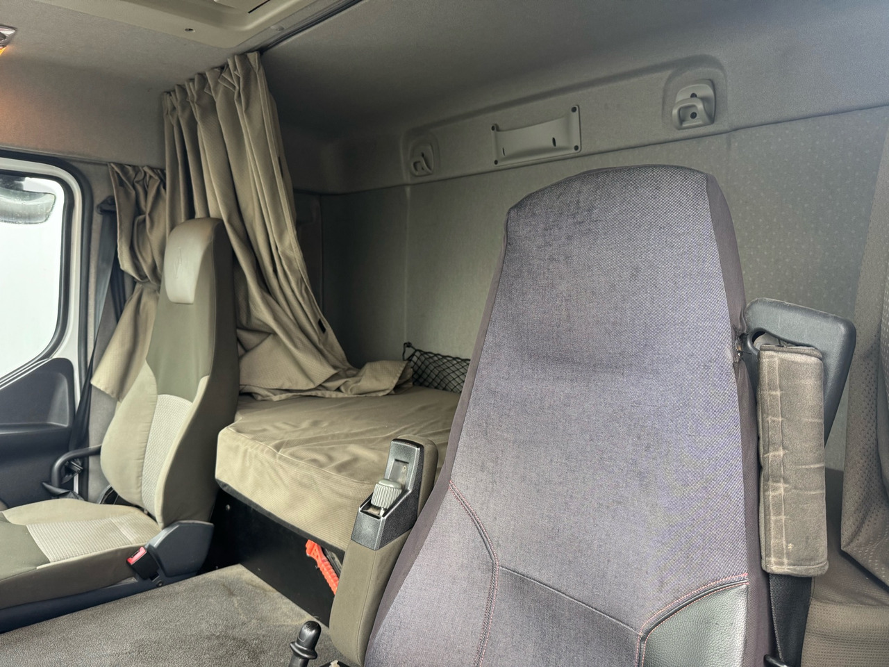 Τράκτορας Renault P460dxi: φωτογραφία 11 Τράκτορας Renault P460dxi: φωτογραφία 11