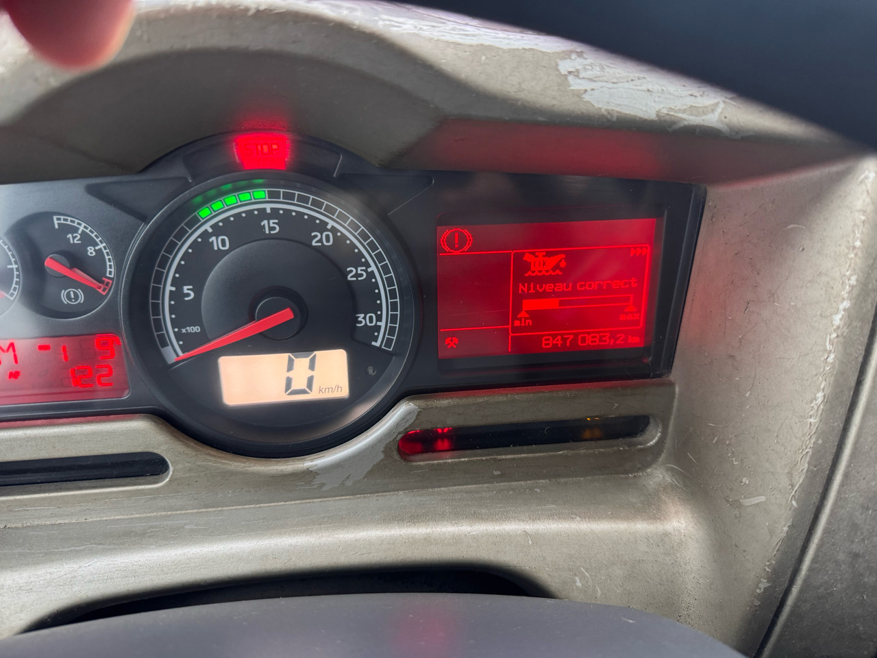 Τράκτορας Renault P460dxi: φωτογραφία 18 Τράκτορας Renault P460dxi: φωτογραφία 18