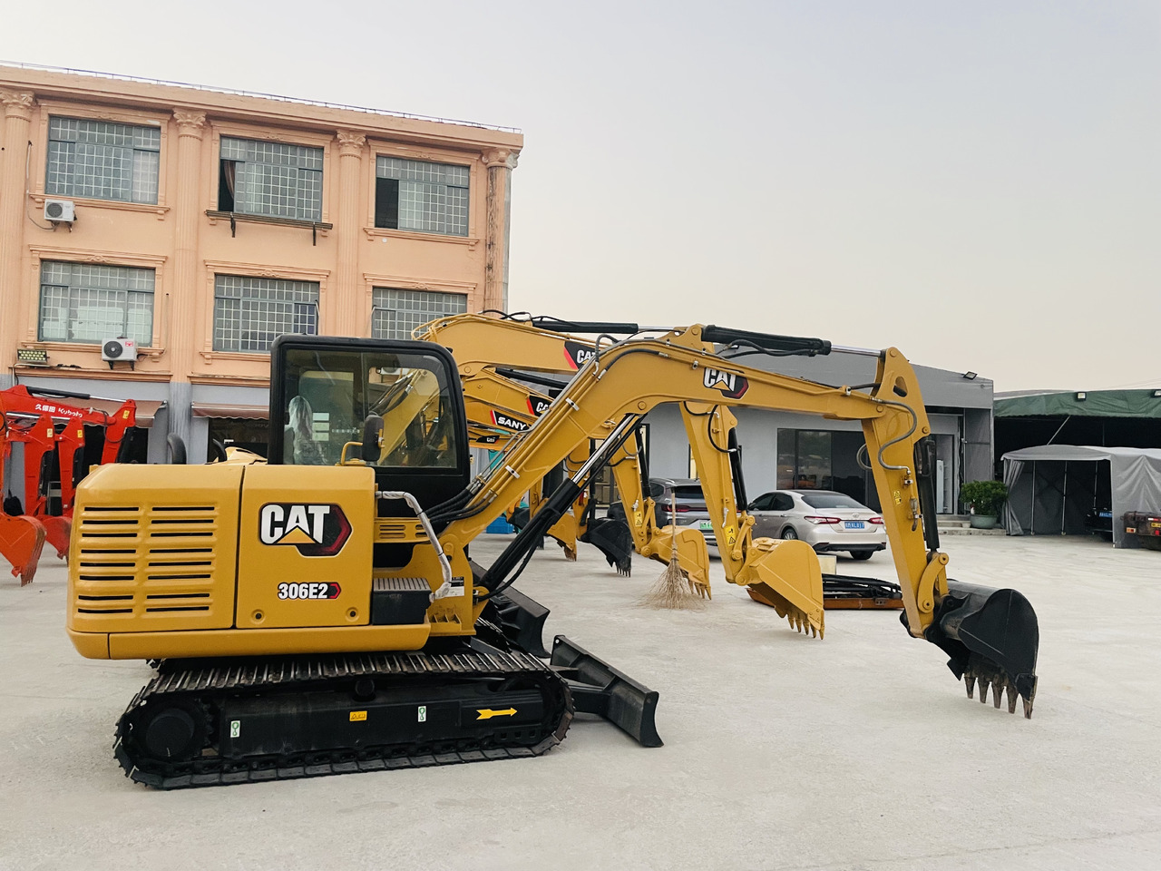 Caterpillar 306 Used Excavator 306E 306E2 6 Ton Mini Excavator Doosan DH55 DH60 DX60 Hyundai 60 High Quality Excavators on Sale - Μίνι εκσκαφέας: φωτογραφία 5 Caterpillar 306 Used Excavator 306E 306E2 6 Ton Mini Excavator Doosan DH55 DH60 DX60 Hyundai 60 High Quality Excavators on Sale - Μίνι εκσκαφέας: φωτογραφία 5