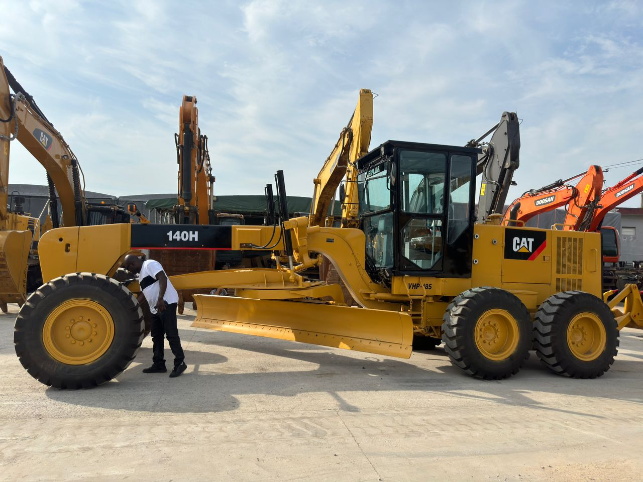 Caterpillar CAT 140H 140K Grader Secondhand High Quality Used Motor Grader for Sale - Γκρέιντερ: φωτογραφία 2 Caterpillar CAT 140H 140K Grader Secondhand High Quality Used Motor Grader for Sale - Γκρέιντερ: φωτογραφία 2