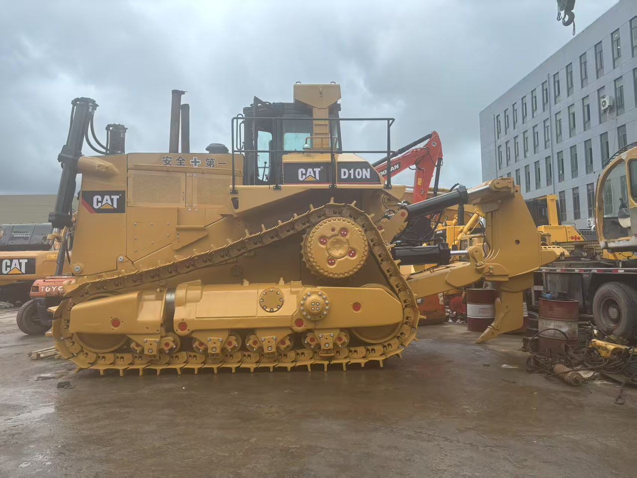 Caterpillar CAT Used Crawler Bulldozer Tractor D10N D9R D8R D8T D7R D7G D6G Dozer for Sale - Μπουλντόζα: φωτογραφία 1 Caterpillar CAT Used Crawler Bulldozer Tractor D10N D9R D8R D8T D7R D7G D6G Dozer for Sale - Μπουλντόζα: φωτογραφία 1
