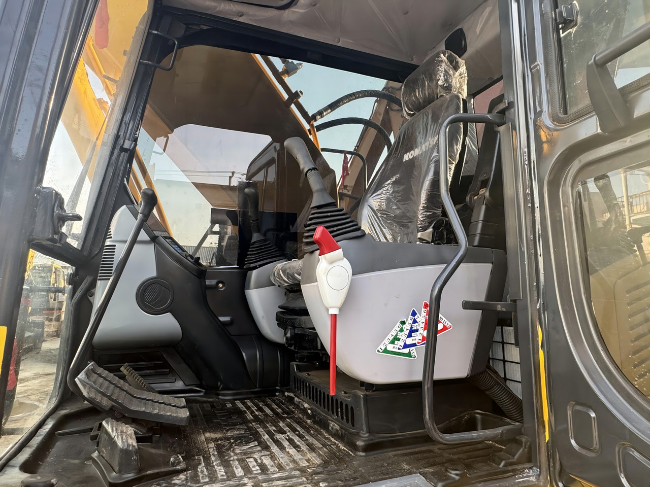 Μίσθωση Komatsu PC220 PC220-8MO PC210 PC200 20 Ton Hydraulic Crawler Slightly Used Excavator Komatsu PC220 PC220-8MO PC210 PC200 20 Ton Hydraulic Crawler Slightly Used Excavator: φωτογραφία 6