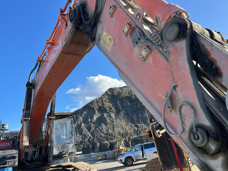Ερπυστριοφόρος εκσκαφέας Hitachi ZX530LCH-6: φωτογραφία 6