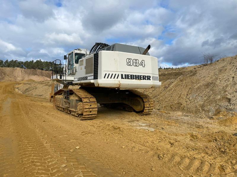 Ερπυστριοφόρος εκσκαφέας Liebherr R984C: φωτογραφία 18 Ερπυστριοφόρος εκσκαφέας Liebherr R984C: φωτογραφία 18