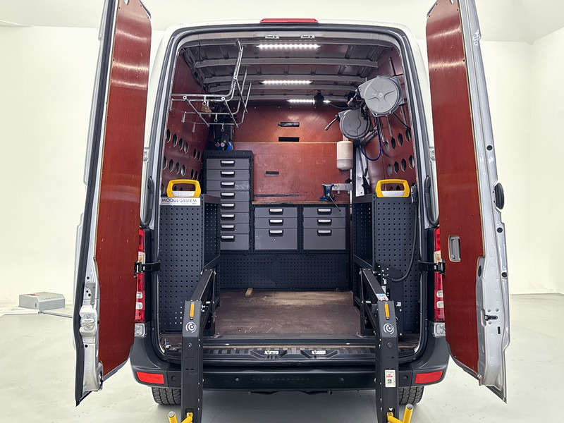 Mercedes-Benz Sprinter 314 2.2 CDI Inrichting Laadlift Betimmering Cruise Control Parkeersensoren Automaat 220v omvormer Geveerde stoel - Βαν: φωτογραφία 5 Mercedes-Benz Sprinter 314 2.2 CDI Inrichting Laadlift Betimmering Cruise Control Parkeersensoren Automaat 220v omvormer Geveerde stoel - Βαν: φωτογραφία 5