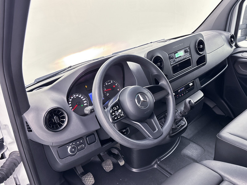 Mercedes-Benz Sprinter 316 2.2 CDI Bakwagen Meubelbak met Laadklep Cruise Control - Επαγγελματικό αυτοκίνητο κόφα: φωτογραφία 4 Mercedes-Benz Sprinter 316 2.2 CDI Bakwagen Meubelbak met Laadklep Cruise Control - Επαγγελματικό αυτοκίνητο κόφα: φωτογραφία 4