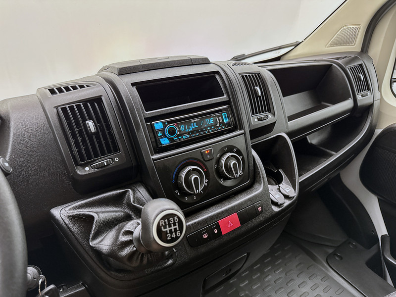 Επαγγελματικό αυτοκίνητο κόφα Opel Movano 2.2D 140pk Bakwagen met Laadklep Cruise Control Meubelbak Airco: φωτογραφία 7