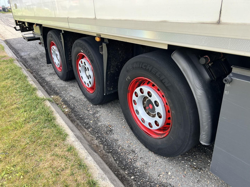 Kögel 3 - assige koeloplegger Carrier vector 1550 - Επικαθήμενο ψυγείο: φωτογραφία 5 Kögel 3 - assige koeloplegger Carrier vector 1550 - Επικαθήμενο ψυγείο: φωτογραφία 5